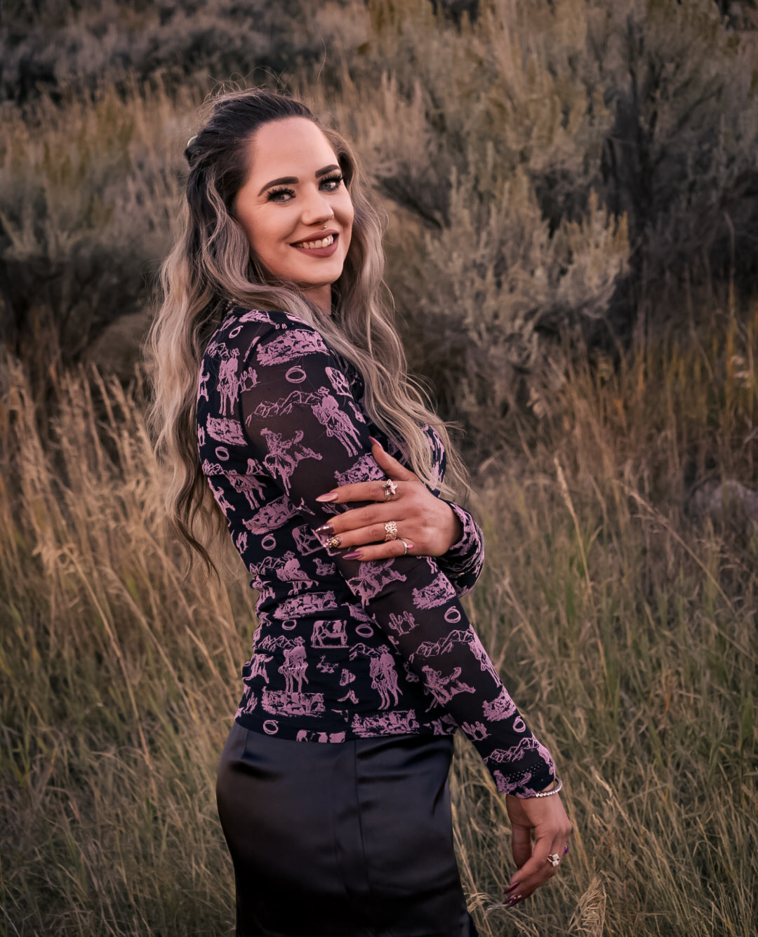 Pink Western Scene 3D Mesh Top