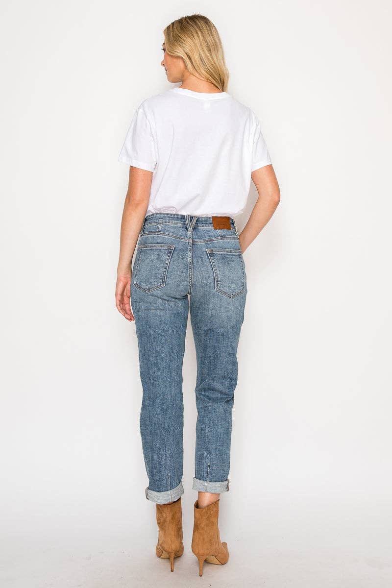 HIGH RISE MODERN BOYFRIEND JEANS