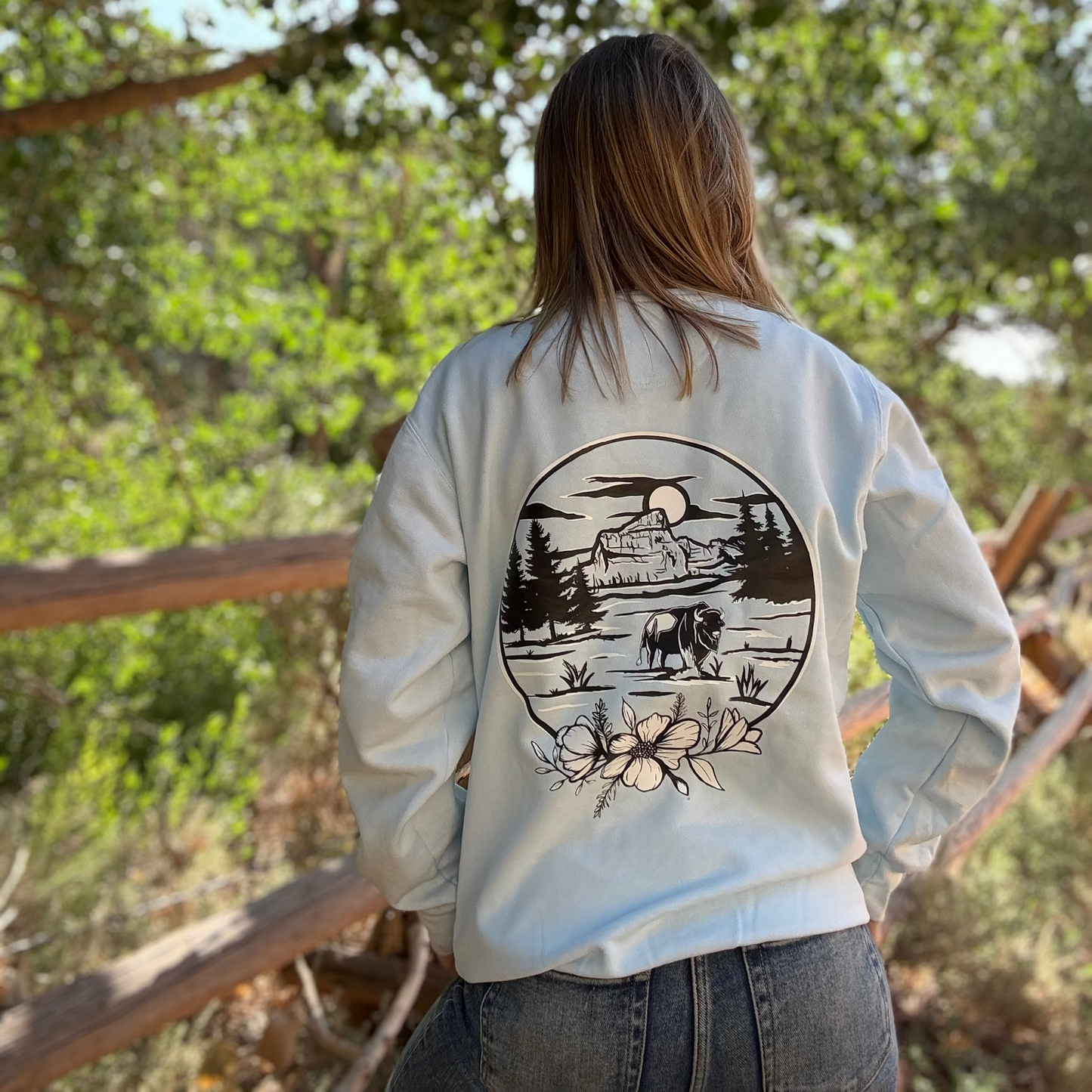 Echo of the Wild Crew Neck