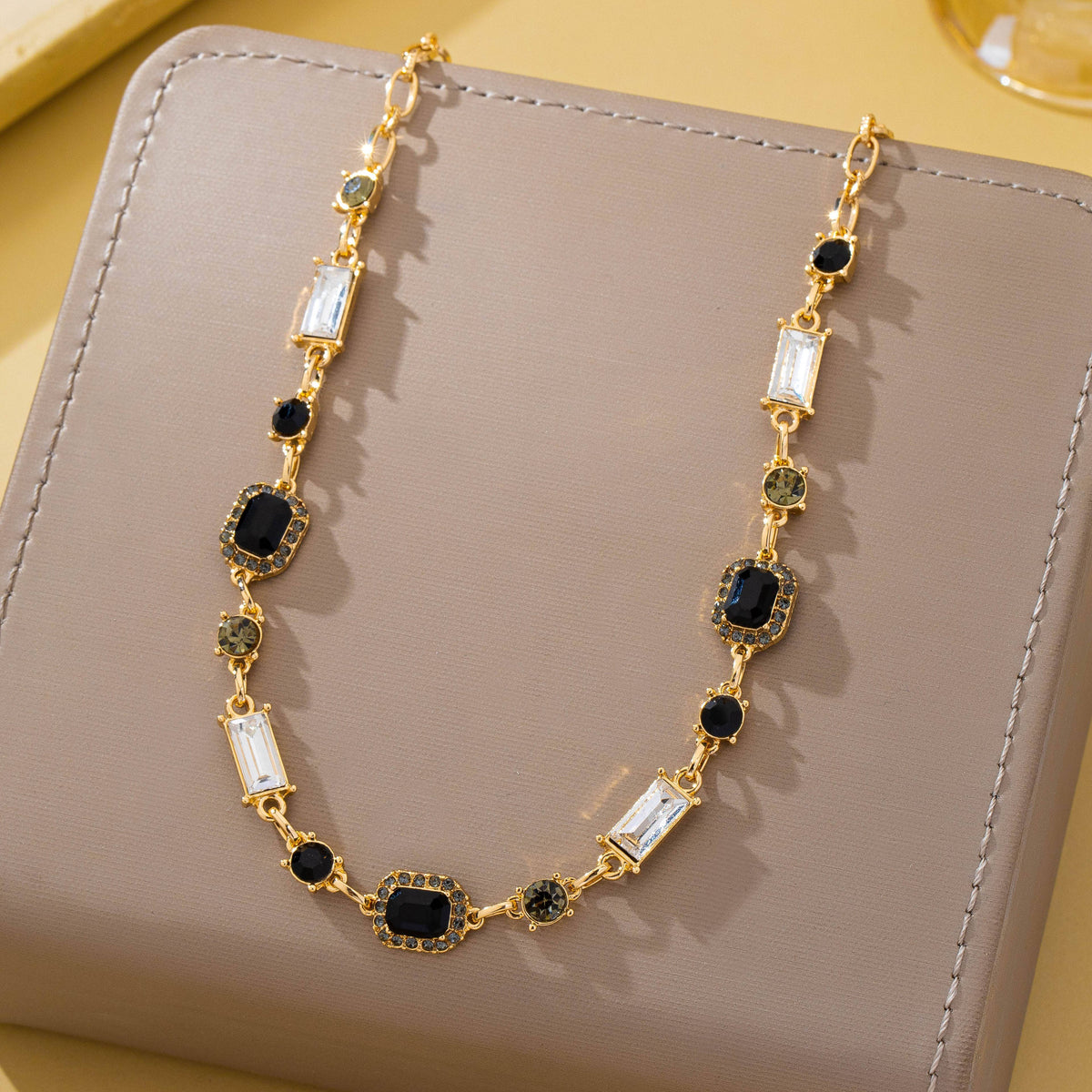 Geometric Black Crystal Baguette Necklace | 80N93313