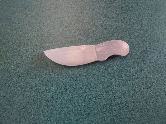 Selenite Knive